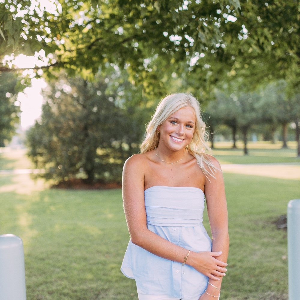 Meet your Posher, Brooke